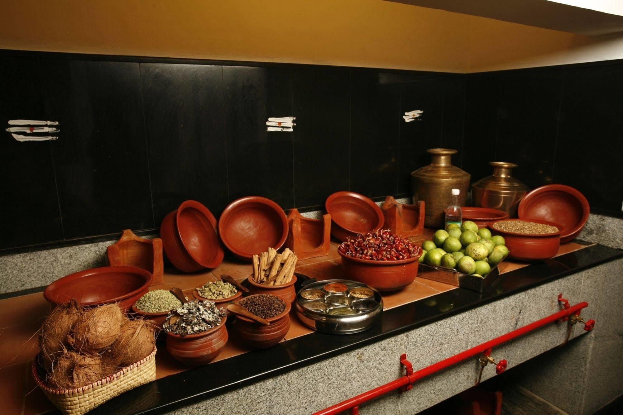 Visalam Chettinad Palace - A Cgh Earth Experience 5* Kanadukattan