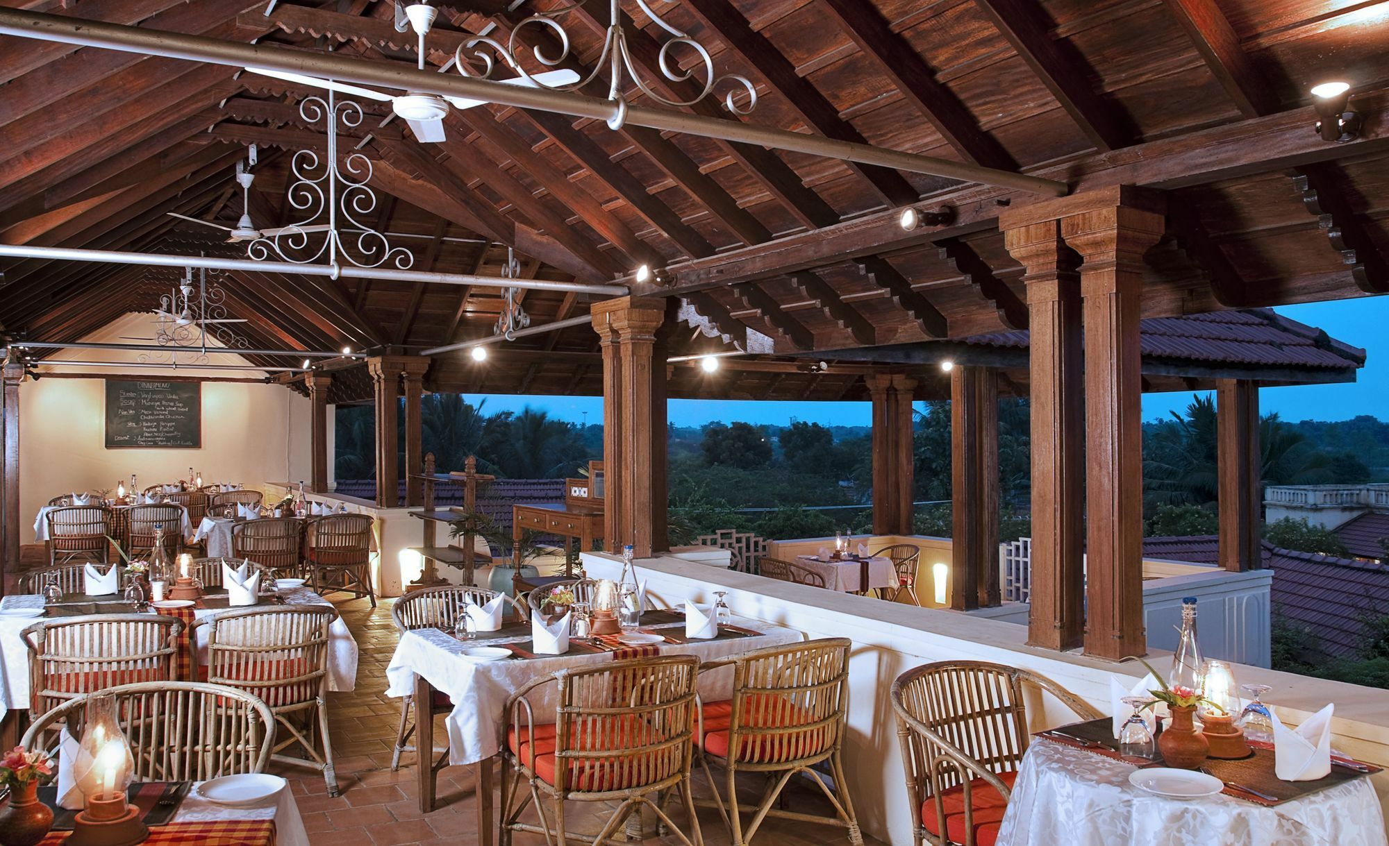 Visalam Chettinad Palace - A Cgh Earth Experience 5* Kanadukattan
